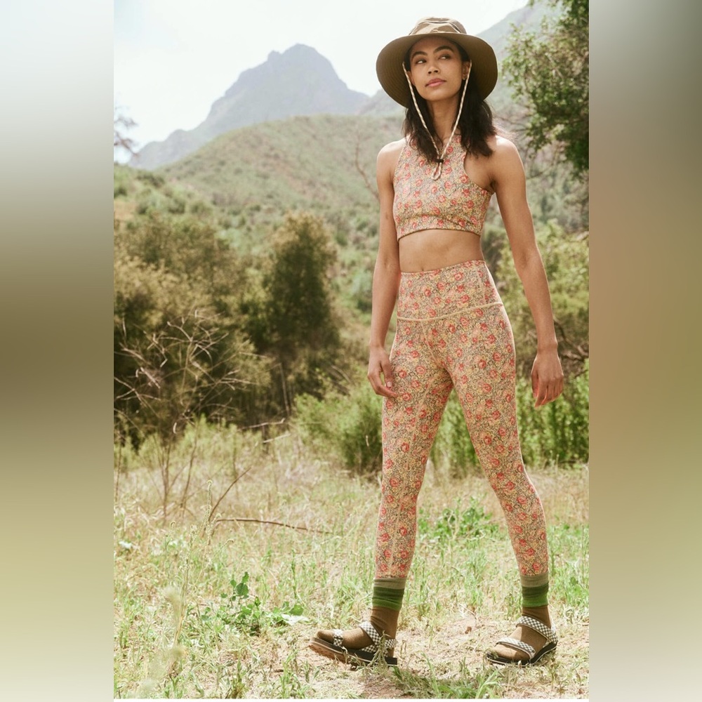 The Great + Eddie Bauer The Hiking Legging